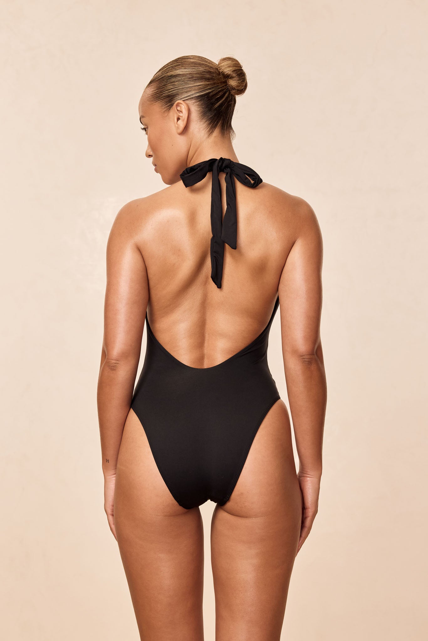 Amalfi One Piece - Black