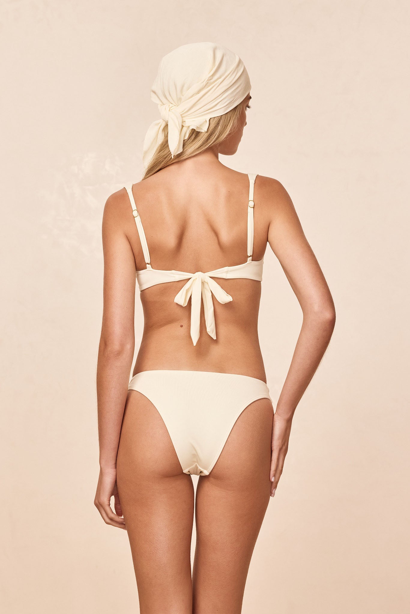 Byron Bottom - Ivory