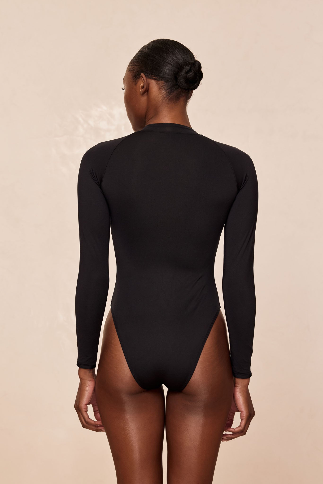 Hilo One Piece - Black