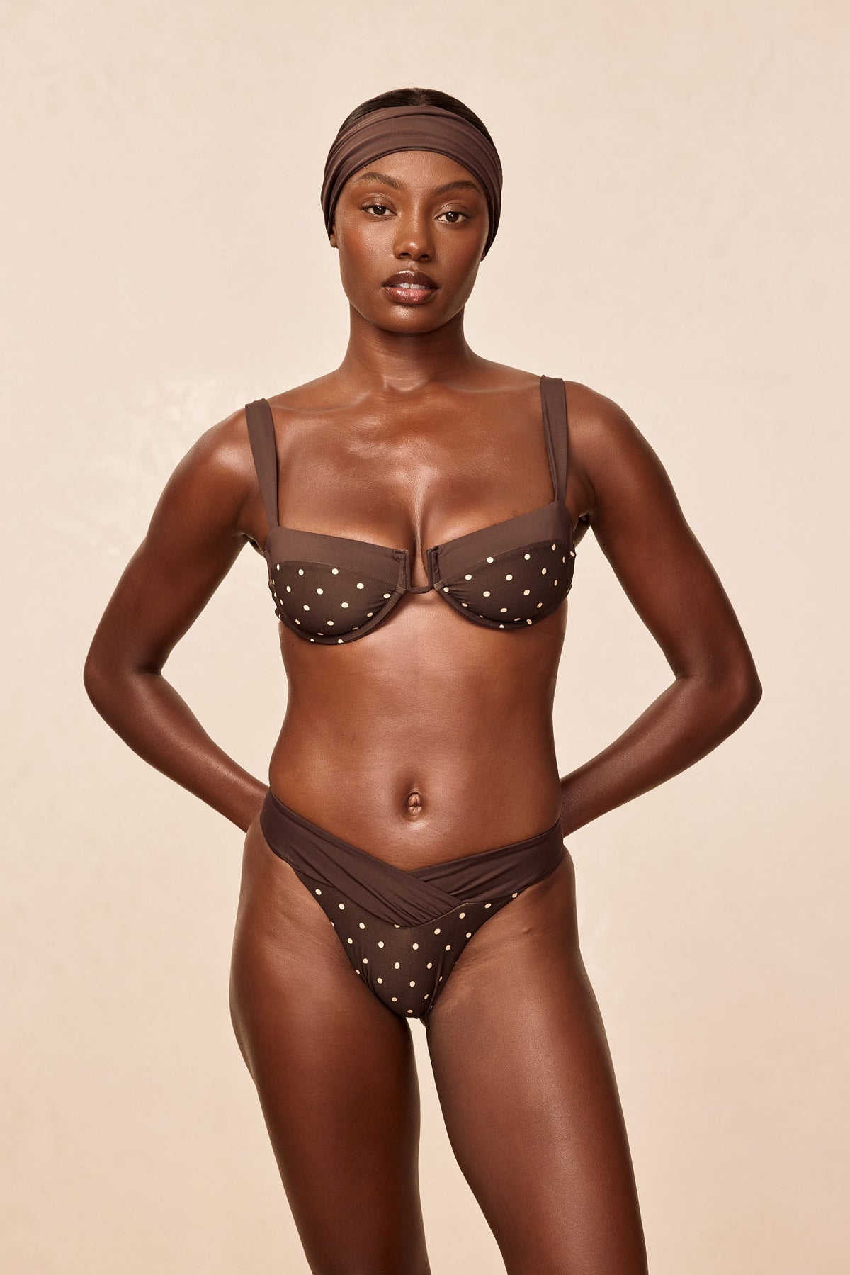 Cala Roja Top - Espresso Dot