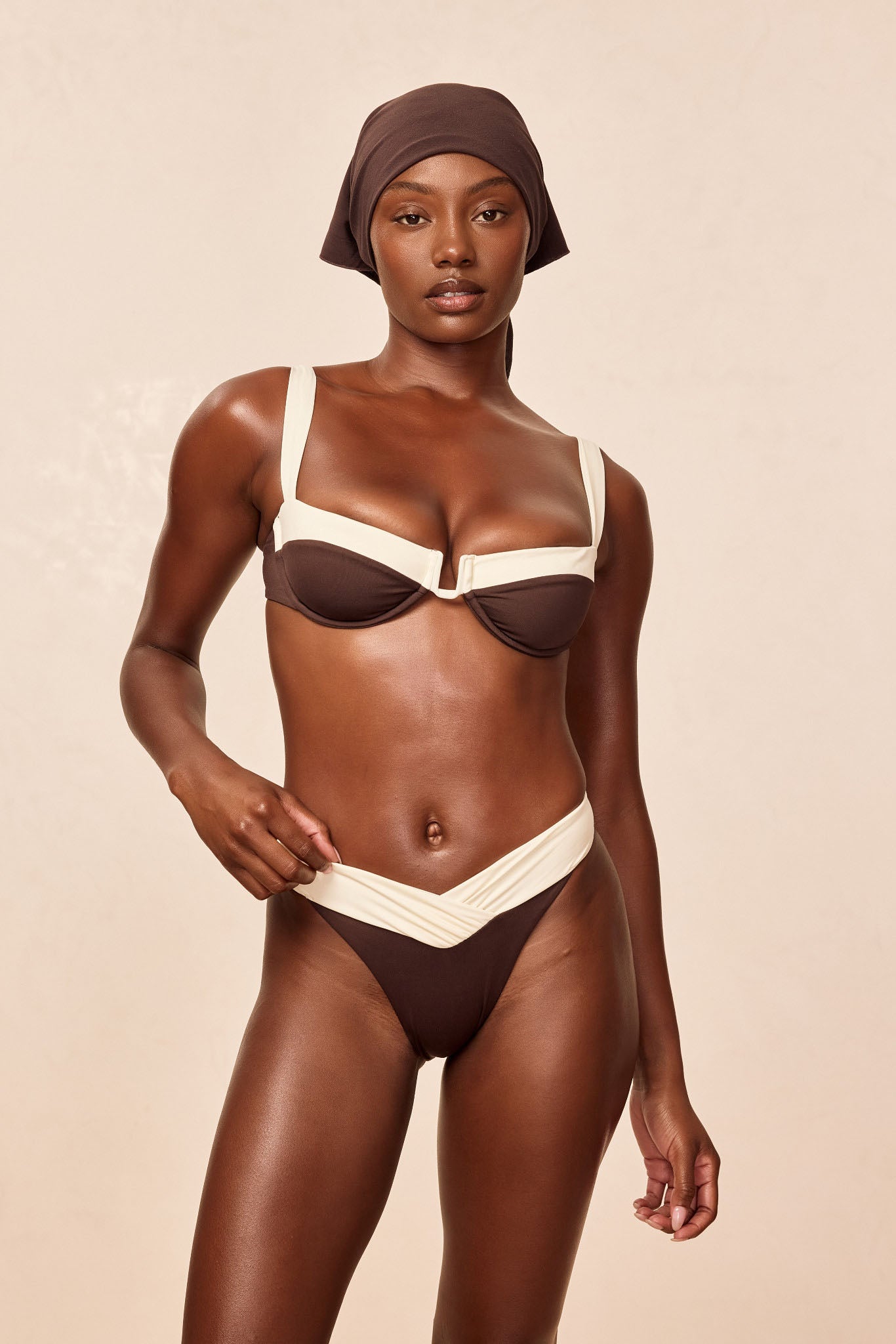 Cala Roja Top - Espresso/Ivory
